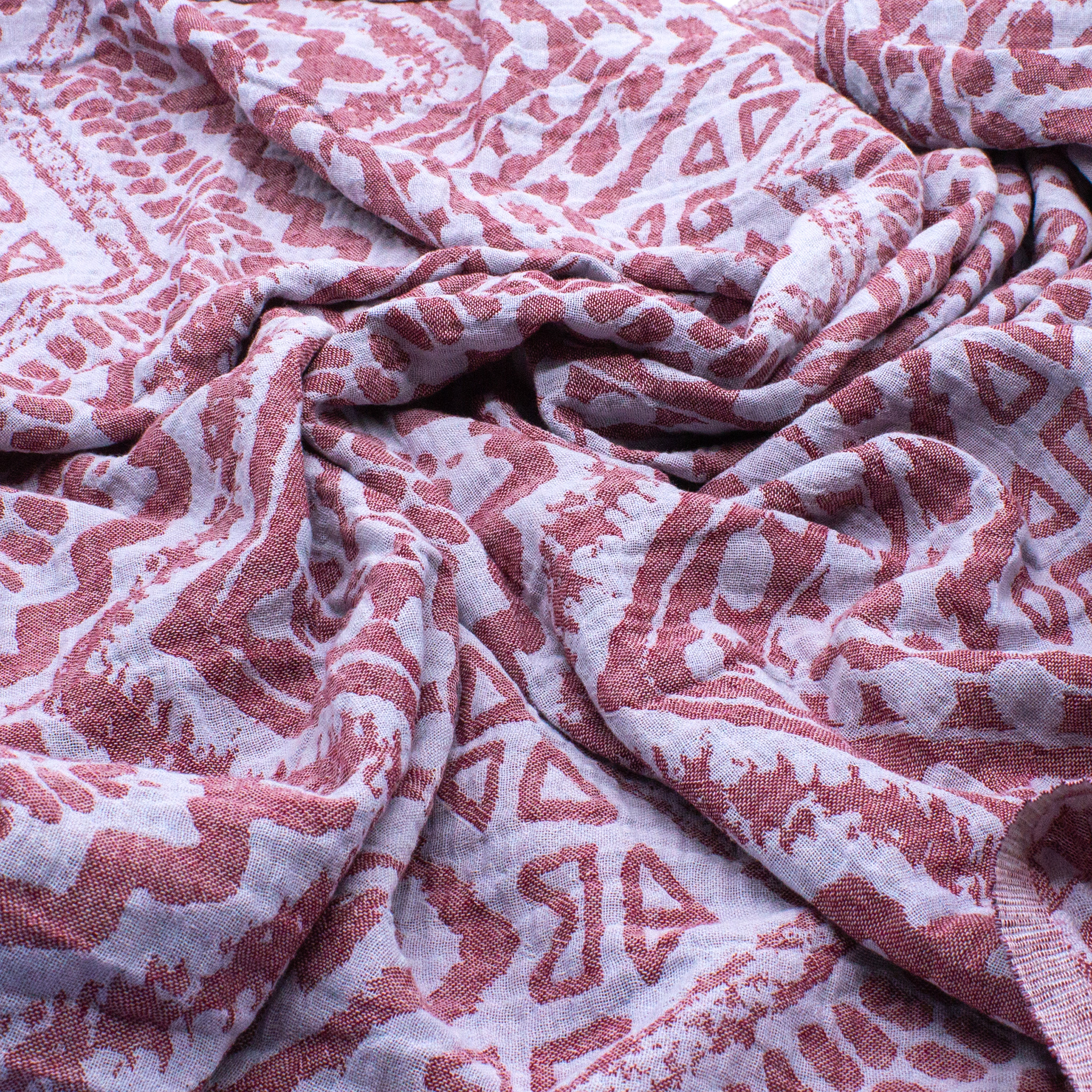 Двулицев пещемал Chiccan